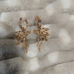 H&M Gold Twisted Leaf Earrings